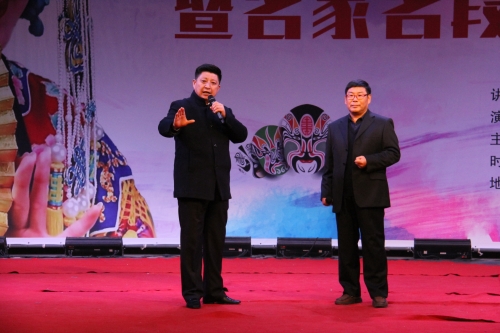 京劇社彭心怡、梁佳等演唱傳統(tǒng)京劇《打龍袍》選段