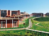 云南大學(xué)滇池師范學(xué)院楊林校區(qū)2023年學(xué)費、收費多少