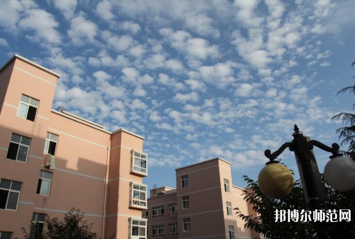 青島科技師范大學嶗山校區(qū)招生辦聯系電話