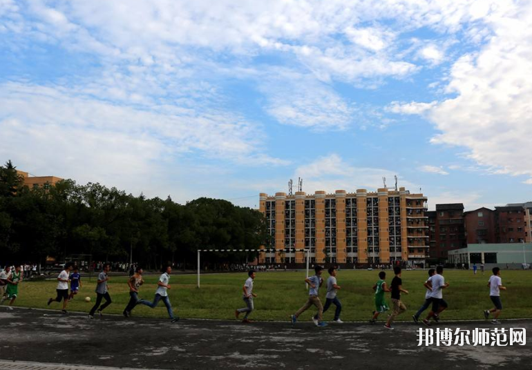 達州工貿(mào)幼兒師范職業(yè)技術學校2020年招生辦聯(lián)系電話