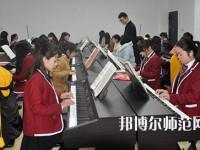 陜西2020年中專幼師學?？梢钥即髮? /><b>陜西2020年中專幼師學校可以考大專嗎</b><span>2019-10-30 12:51</span><p>如果是選擇中專學校學習幼師專業(yè)的同學們，當然是可以考取大專的，考取大專有很多種形式，如果已經(jīng)是選擇中專學校的同學們?nèi)赀^</p></a></li>
            <li><a href=