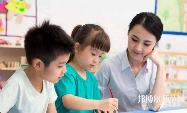 白銀2021年幼師學(xué)校有什么專(zhuān)業(yè)適合女生