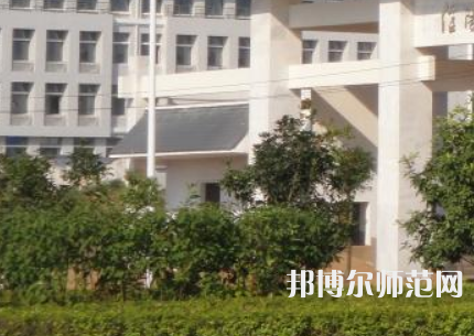 信陽(yáng)職業(yè)技術(shù)師范學(xué)院2023年報(bào)名條件、招生要求、招生對(duì)象