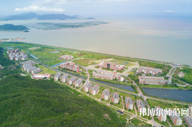 吉林大學(xué)珠海師范學(xué)院2023年報(bào)名條件、招生要求、招生對(duì)象