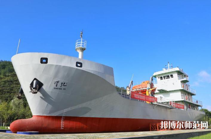 延安職業(yè)技術(shù)師范學(xué)院2023年報名條件、招生要求、招生對象