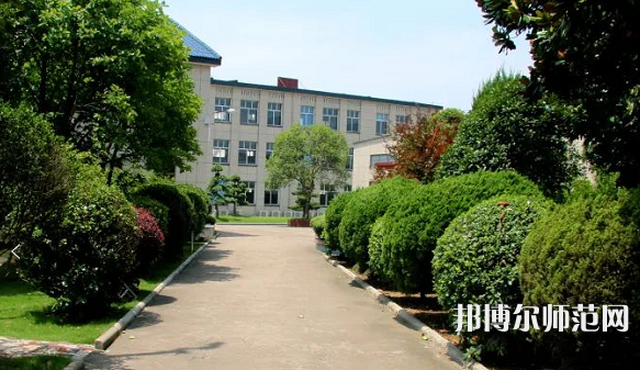 貴陽電子幼師職業(yè)學(xué)校2023年報(bào)名條件、招生要求、招生對象
