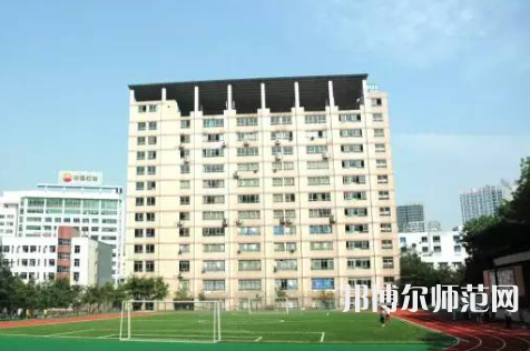 重慶航天師范職業(yè)技術學院2023年報名條件、招生要求、招生對象 