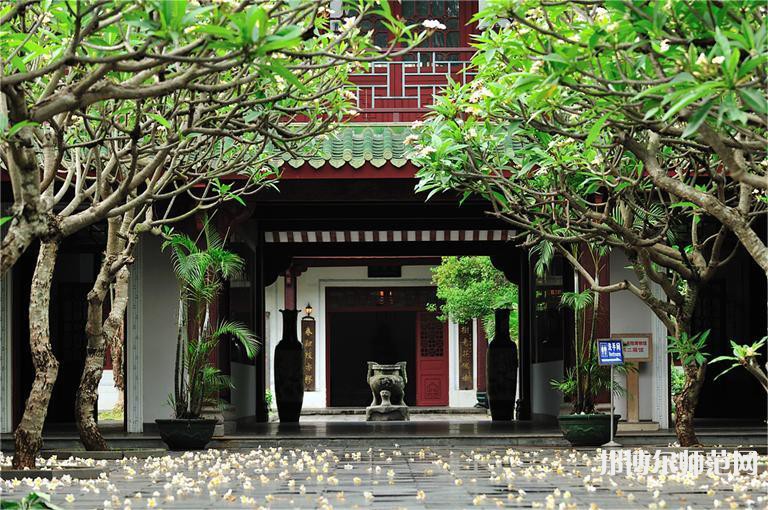 瓊臺(tái)師范學(xué)院2023年怎么樣、好不好 
