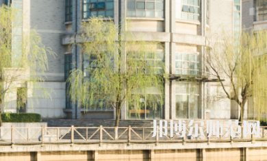湖南第一師范學(xué)院城南書院校區(qū)2023年報(bào)名條件、招生要求、招生對(duì)象