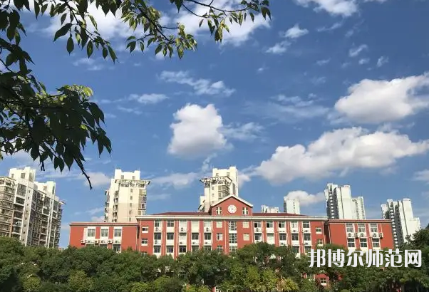 上海大學師范學院延長校區(qū)2023年報名條件、招生要求、招生對象