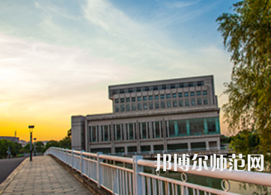 中南師范大學(xué)2023年怎么樣、好不好