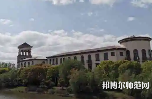 上海外國語師范大學(xué)賢達(dá)經(jīng)濟(jì)人文學(xué)院虹口校區(qū)2023年報名條件、招生要求、招生對象