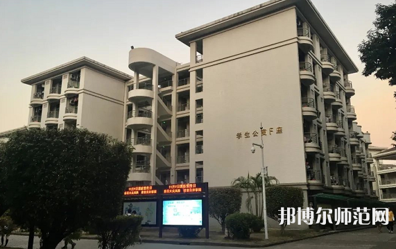 華中師范大學(xué)2023年報(bào)名條件、招生要求、招生對(duì)象