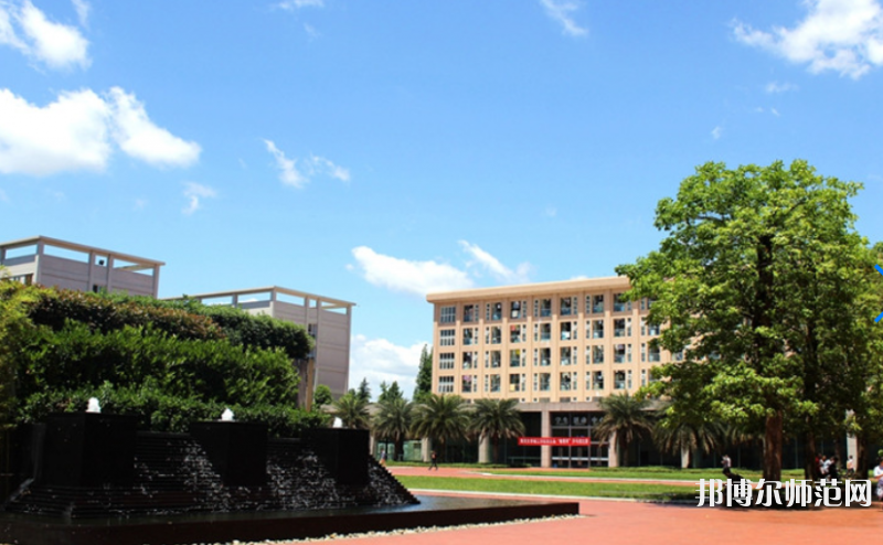 四川大學錦江師范學院2023年報名條件、招生要求、招生對象 