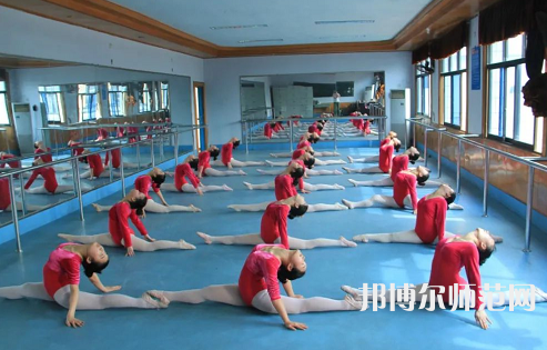 達(dá)州職業(yè)技術(shù)師范學(xué)院新校區(qū)2023年學(xué)費(fèi)、收費(fèi)多少 