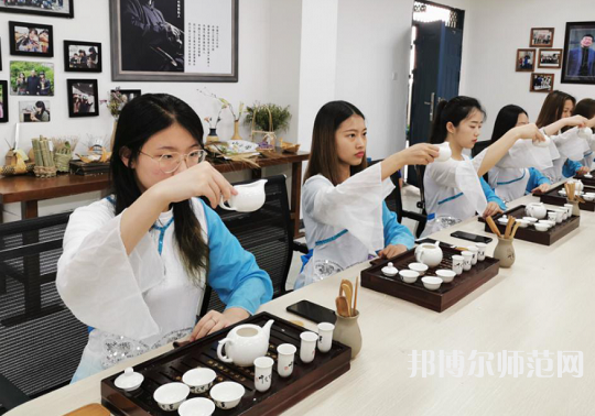 達(dá)州職業(yè)技術(shù)師范學(xué)院新校區(qū)2023年報(bào)名條件、招生要求、招生對(duì)象