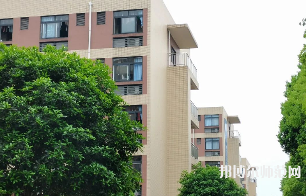 四川師范大學(xué)成都學(xué)院眉山校區(qū)2023年怎么樣、好不好