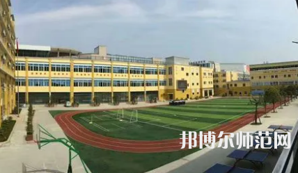 2023年成都育華職業(yè)幼兒師范學(xué)校報(bào)名條件、招生對(duì)象