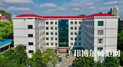 2023年湖南耒陽師范學(xué)校報(bào)名條件、招生對(duì)象