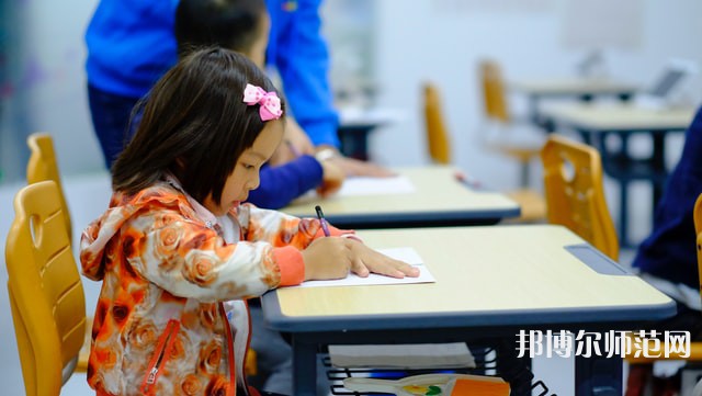 成都華盛航空港幼師職業(yè)學(xué)校介紹、地址