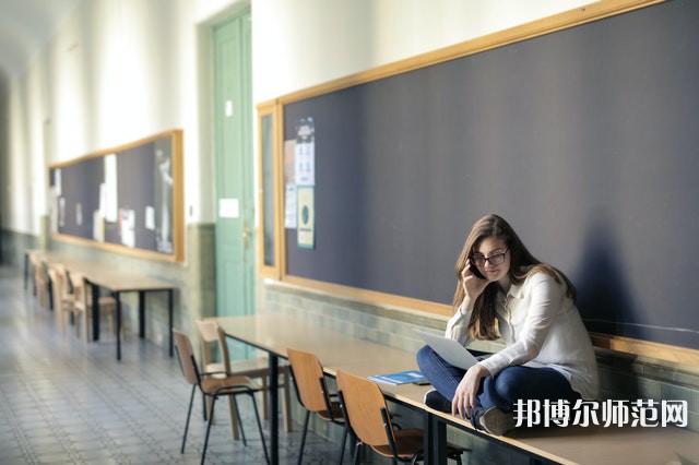 隆昌城關(guān)幼兒師范職業(yè)中學(xué)介紹、地址