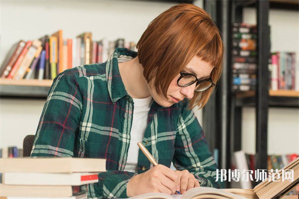 蒼溪縣幼兒師范職業(yè)高級中學介紹、地址